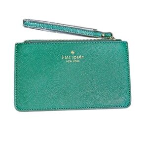 New Kate Spade Green Wallet With Wristlet Strap